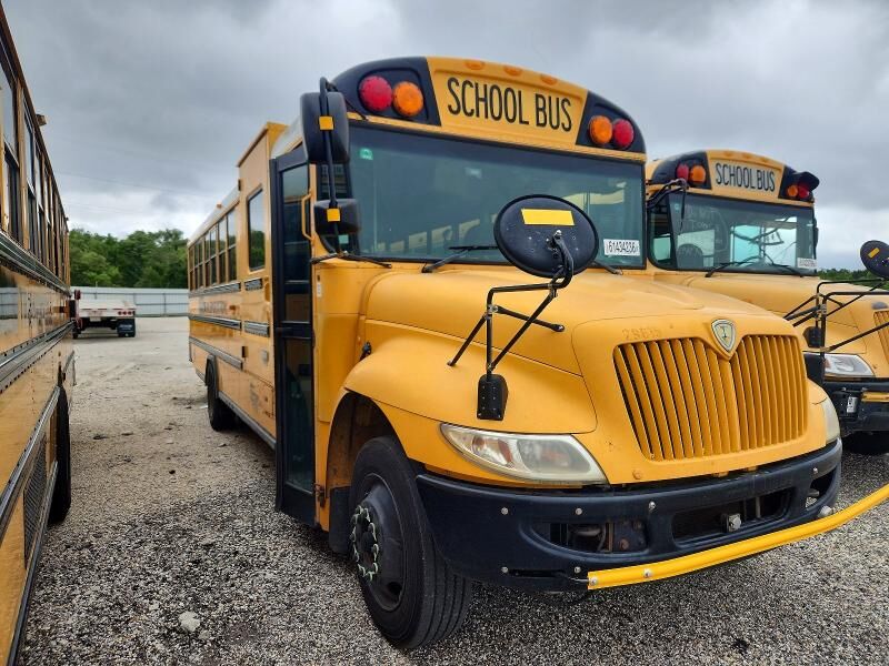 2015 IC BUS PB105