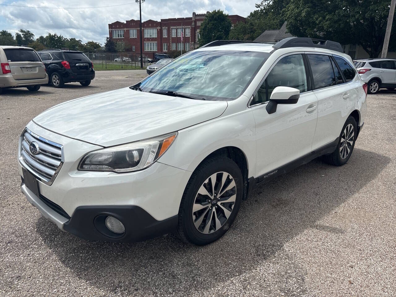 2017 SUBARU Outback