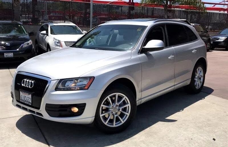 2010 AUDI Q5