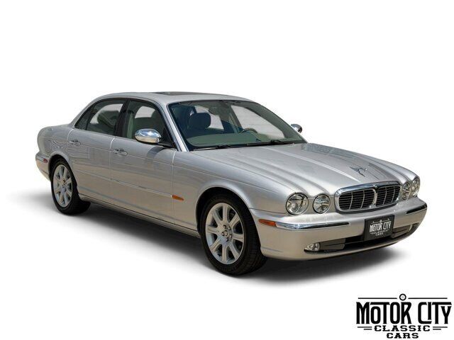 2004 JAGUAR XJ
