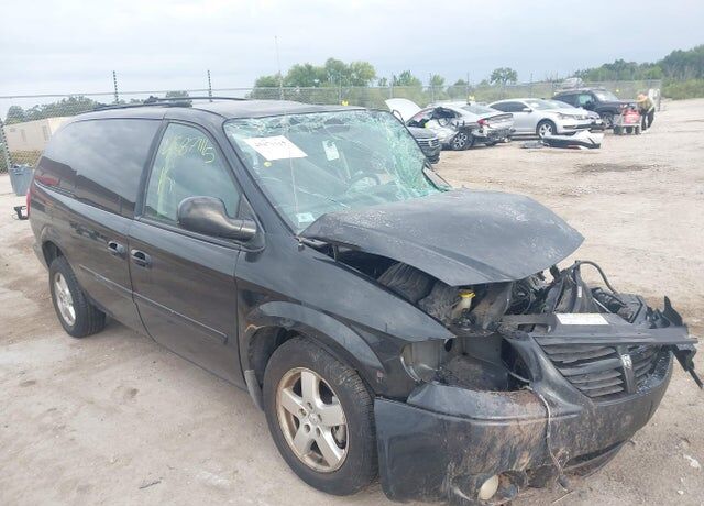 2005 DODGE Caravan