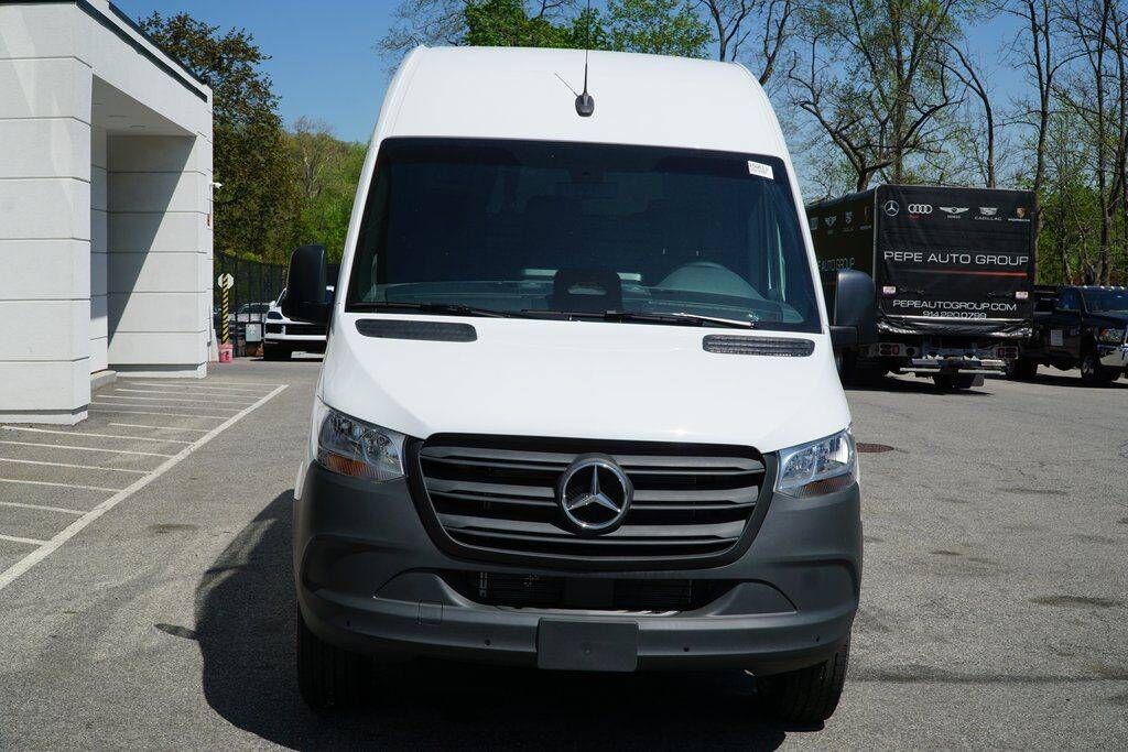 2025 Mercedes-Benz Sprinter