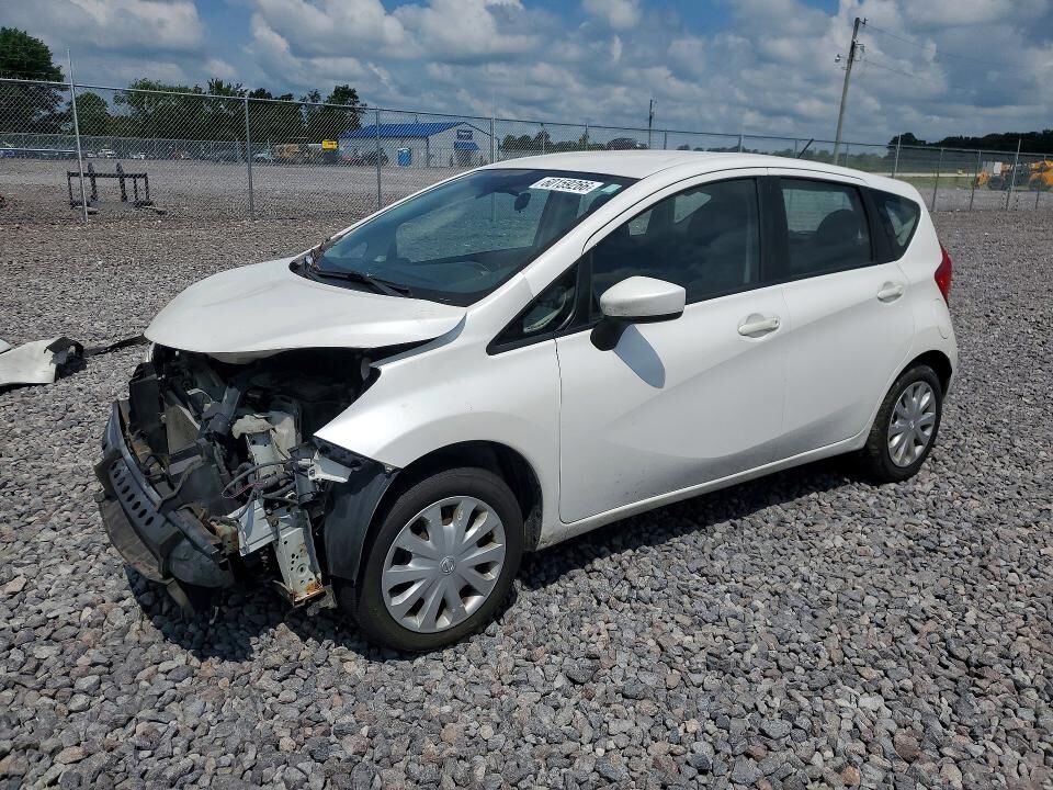 2015 NISSAN Versa
