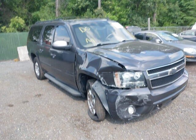 2010 CHEVROLET Suburban