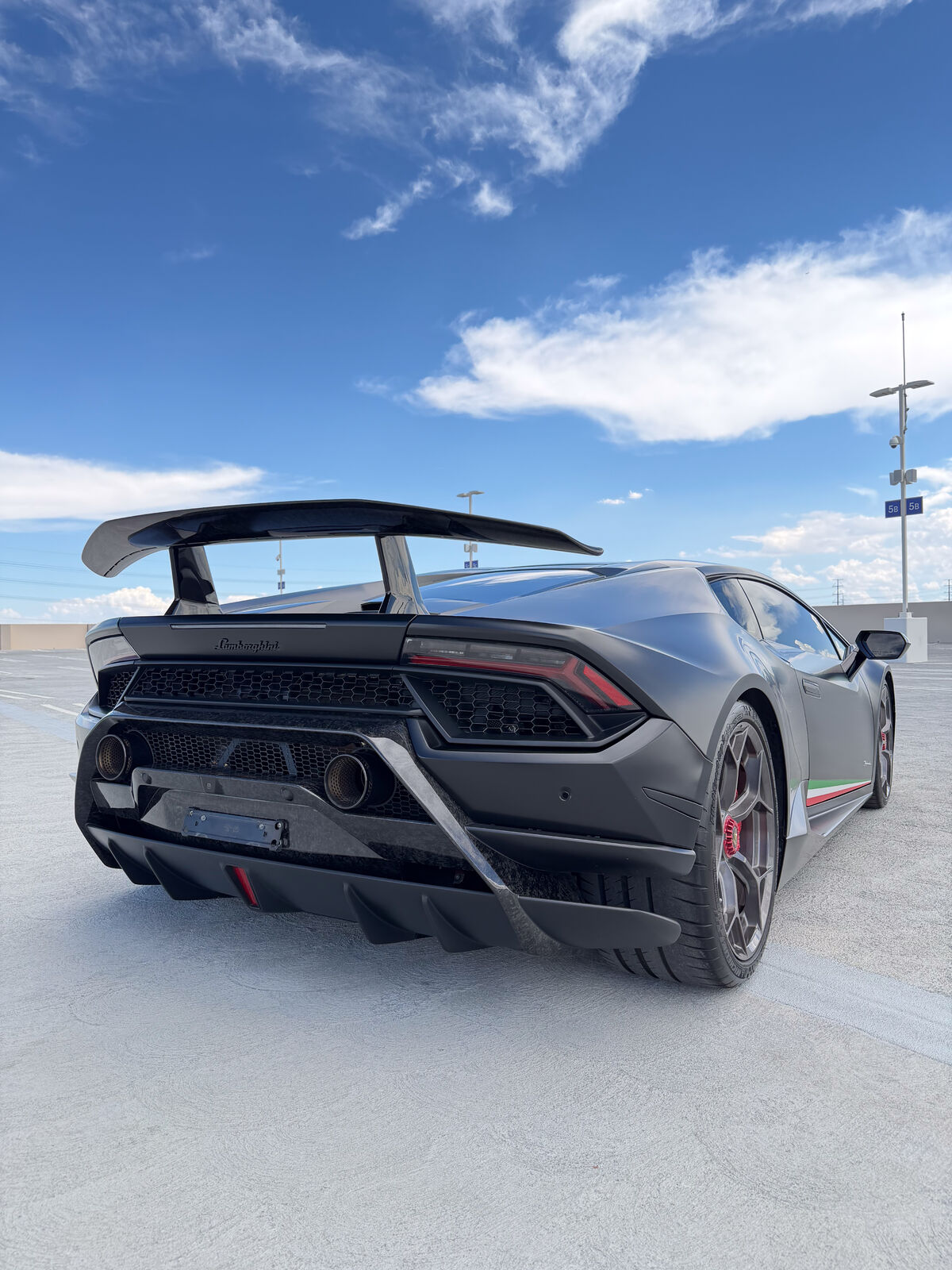 2018 LAMBORGHINI Huracan