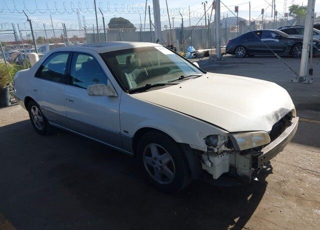 2001 TOYOTA Camry