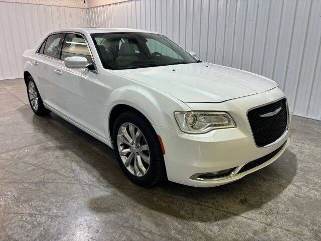 2016 CHRYSLER 300