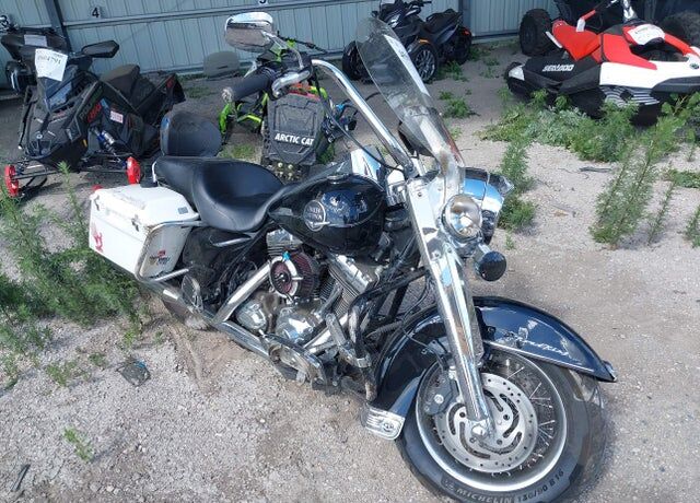 2008 HARLEY DAVIDSON FLHRC / Road King Classic