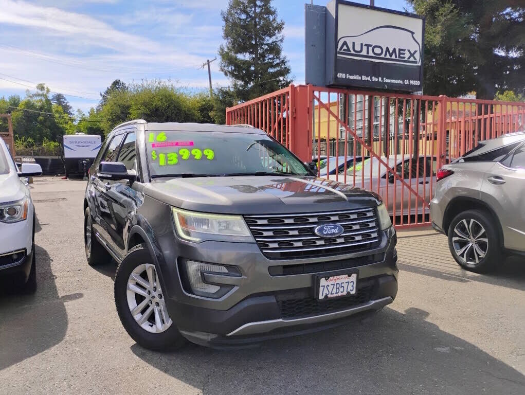2016 FORD Explorer