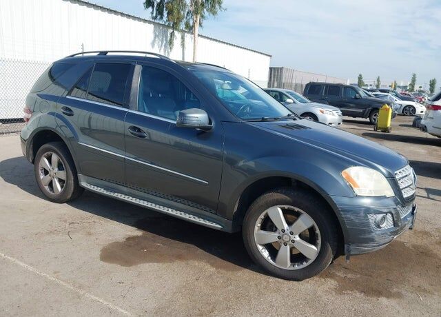 2011 MERCEDES-BENZ M-Class