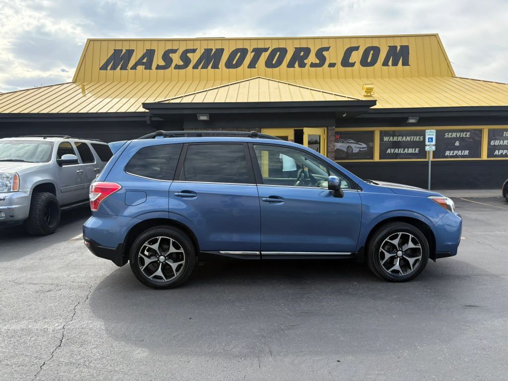 2016 SUBARU Forester