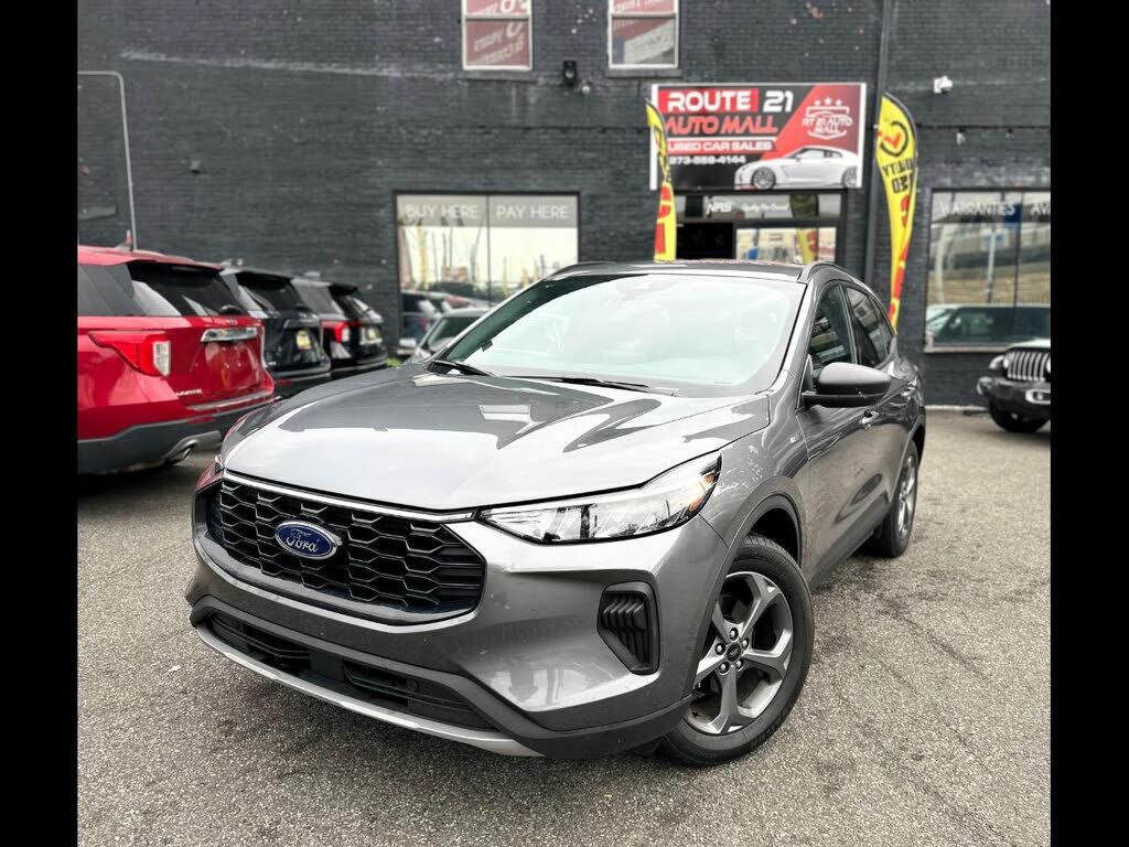 2025 FORD Escape