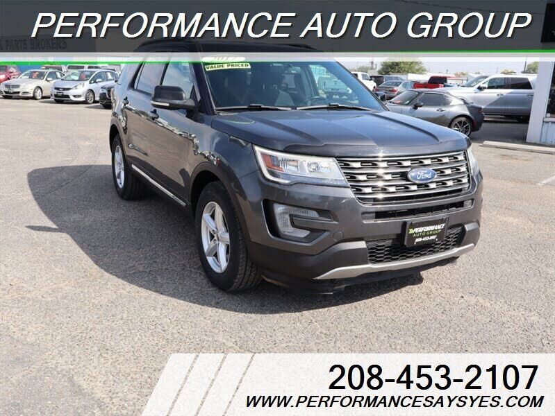 2017 FORD Explorer