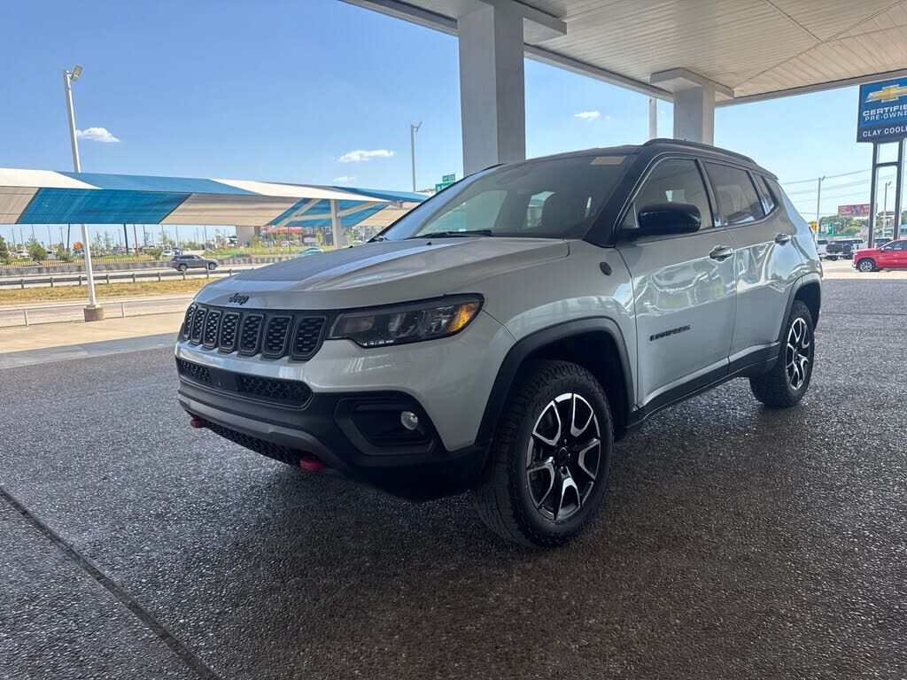 2025 JEEP Compass