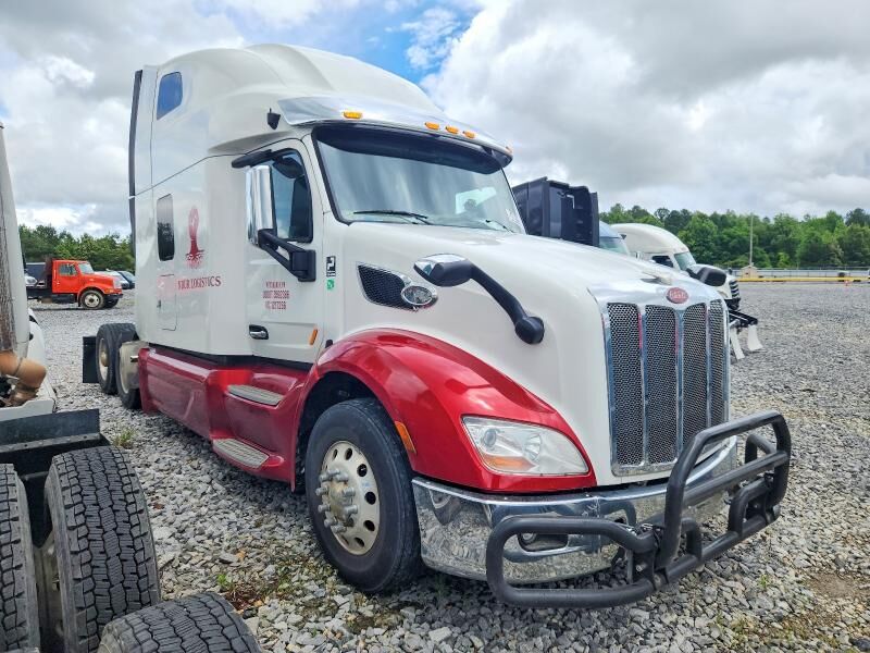 2020 PETERBILT 579