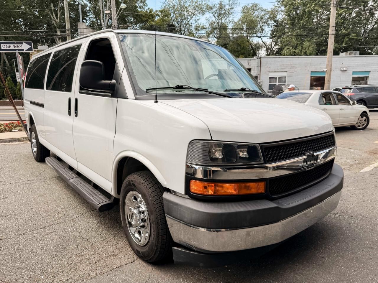2019 CHEVROLET Express