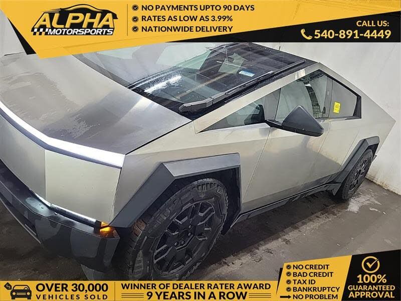 2024 TESLA Cybertruck