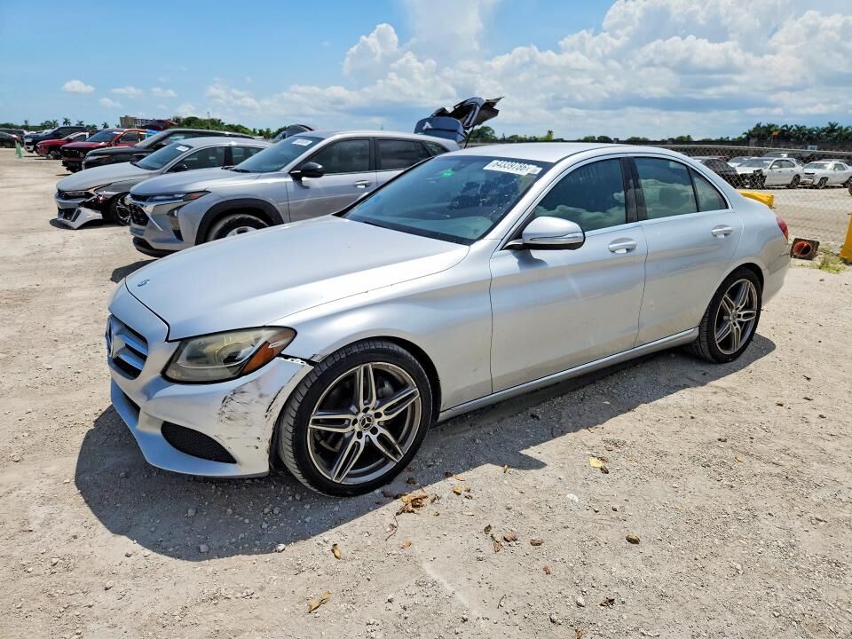 2015 MERCEDES-BENZ C-Class