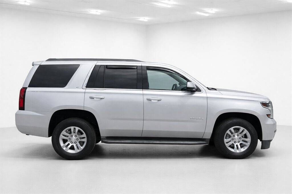 2016 CHEVROLET Tahoe