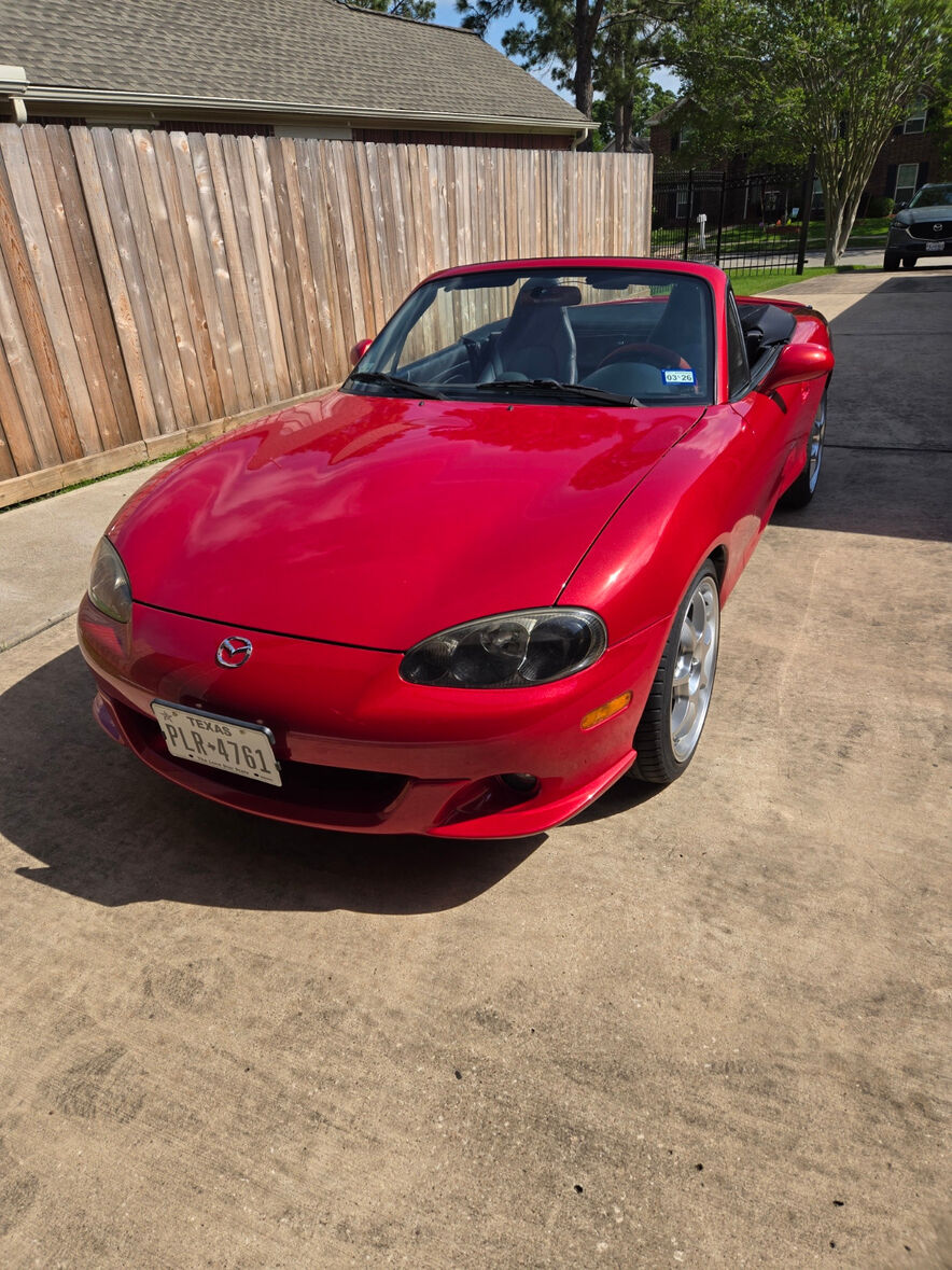 2004 MAZDA MX-5