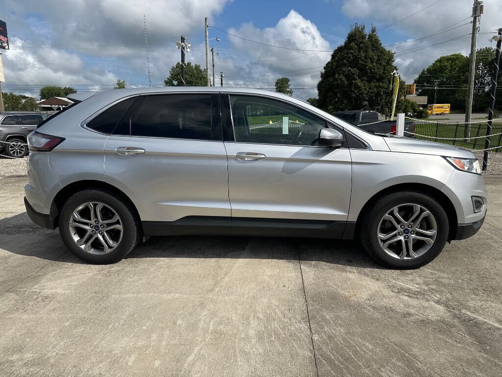 2017 FORD Edge