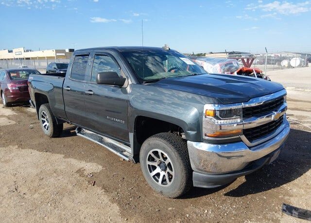 2017 CHEVROLET Silverado