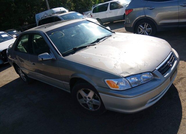 2001 TOYOTA Camry
