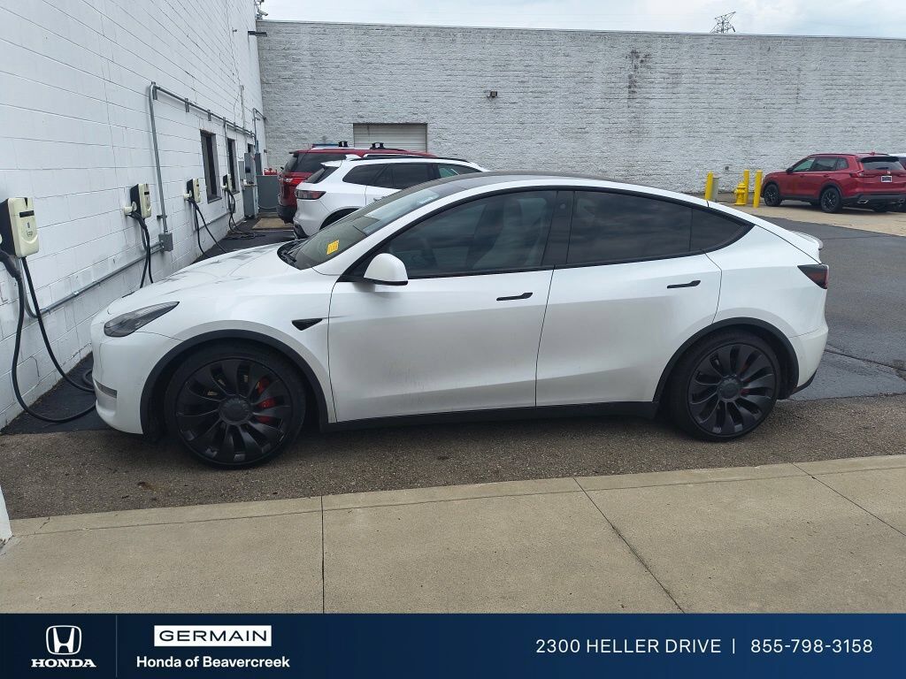 2020 TESLA Model Y