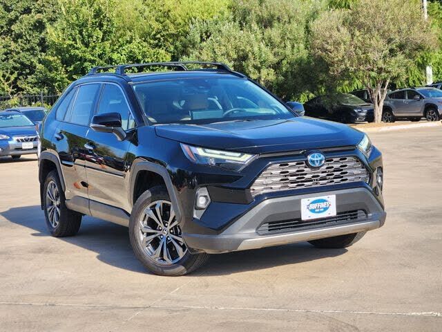2024 TOYOTA RAV4