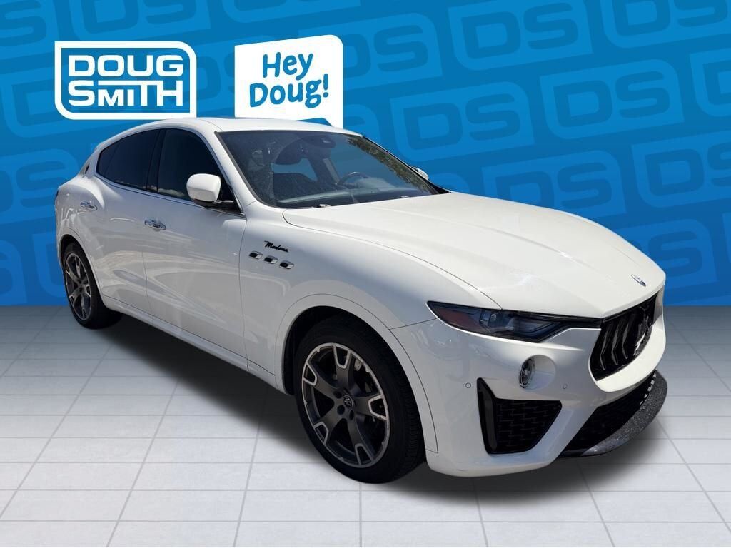 2023 MASERATI Levante