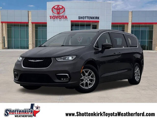2023 CHRYSLER Pacifica