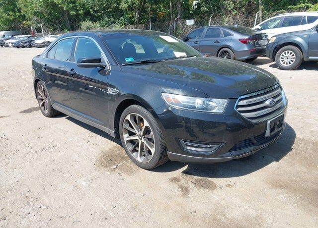 2015 FORD Taurus