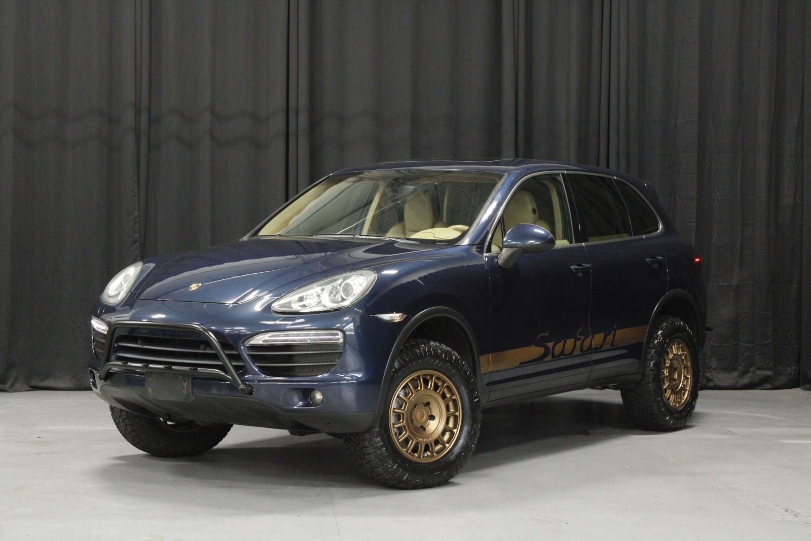 2011 PORSCHE Cayenne