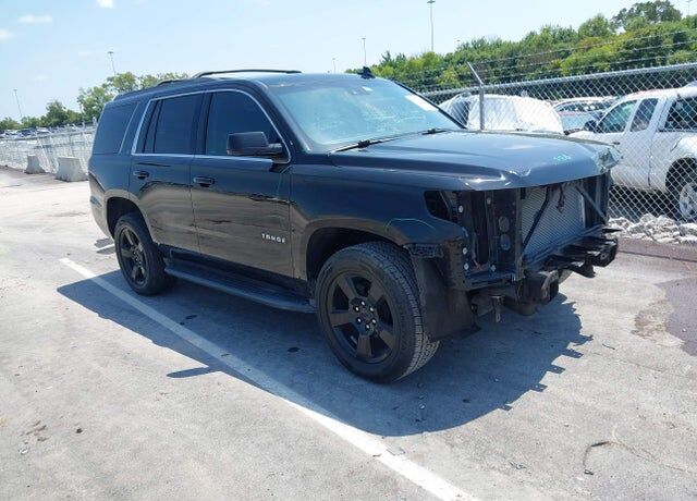 2017 CHEVROLET Tahoe