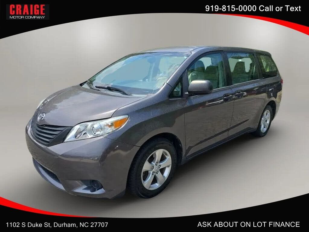 2013 TOYOTA Sienna