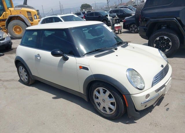 2004 MINI Cooper