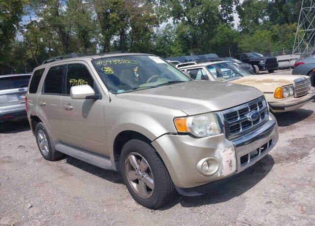 2011 FORD Escape