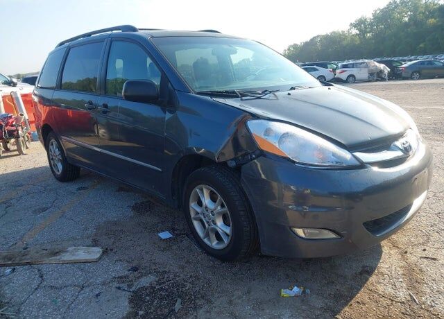 2006 TOYOTA Sienna