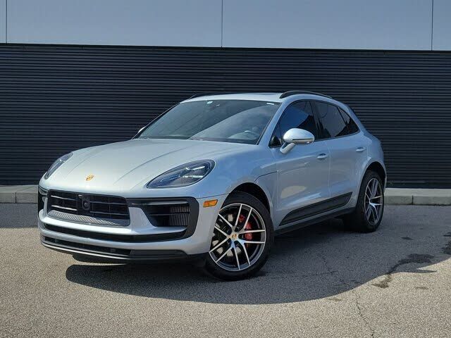 2023 PORSCHE Macan