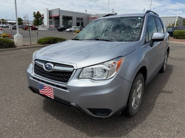 2016 SUBARU Forester