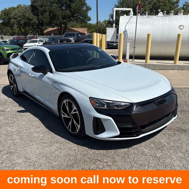 2023 AUDI e-tron GT