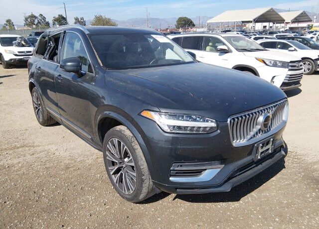 2021 VOLVO XC90