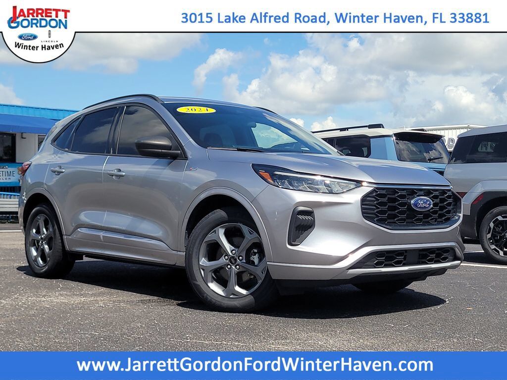 2024 FORD Escape
