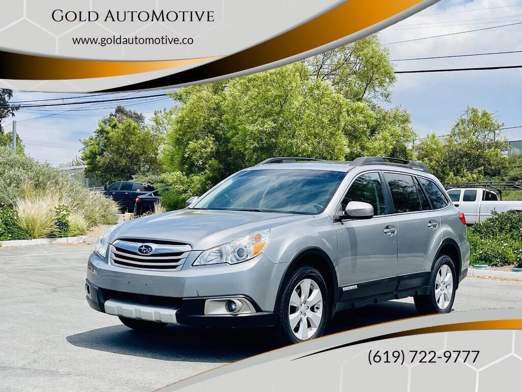 2011 SUBARU Outback