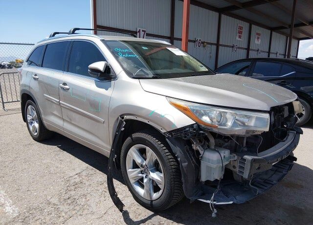 2016 TOYOTA Highlander