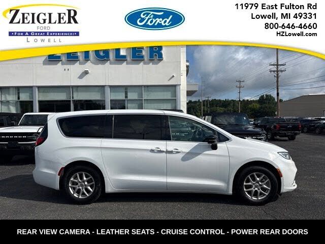 2024 CHRYSLER Pacifica