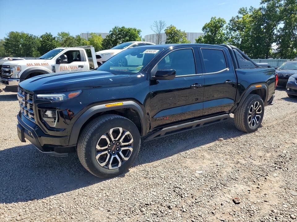 2025 GMC Canyon