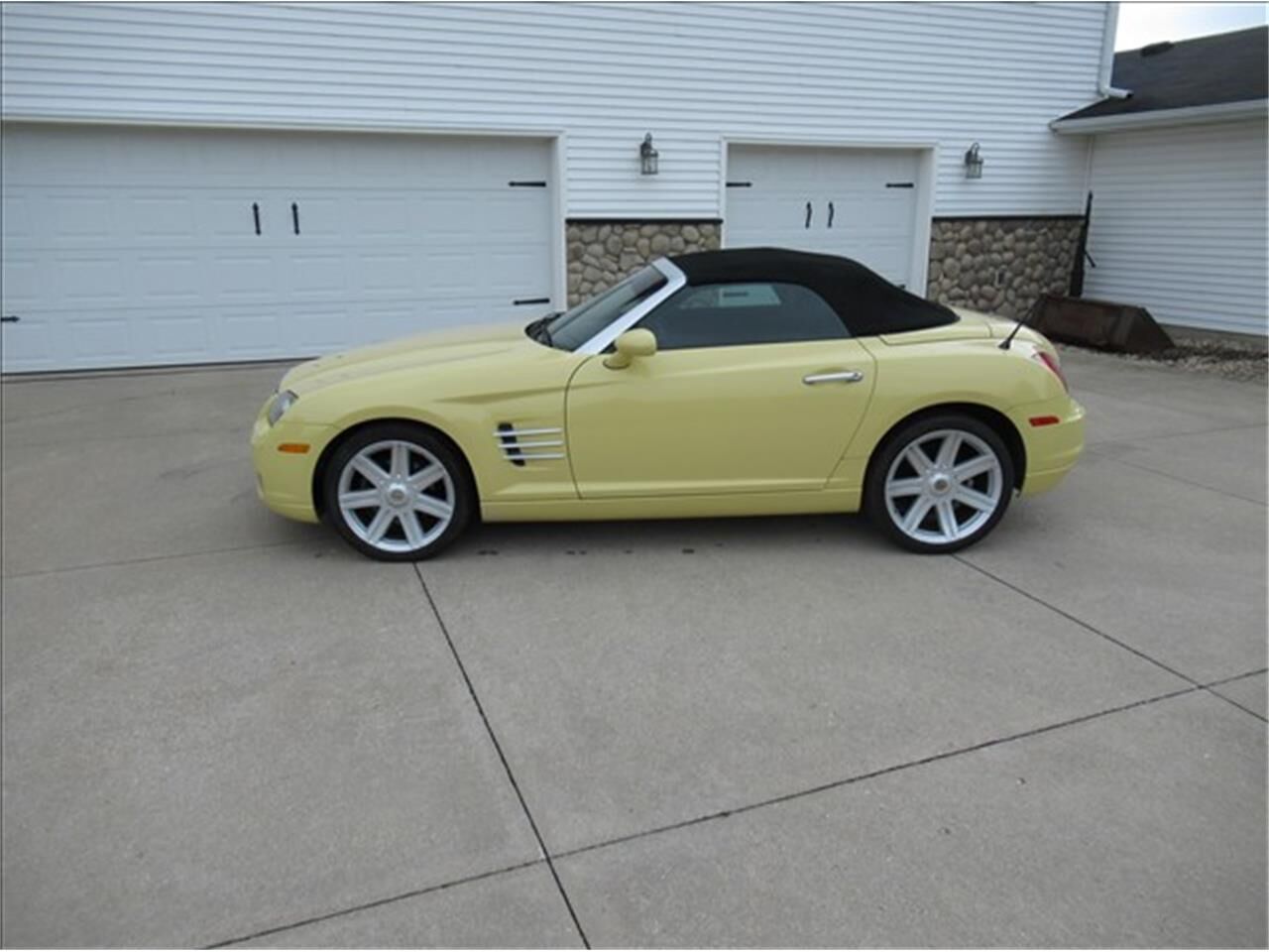 2005 CHRYSLER Crossfire