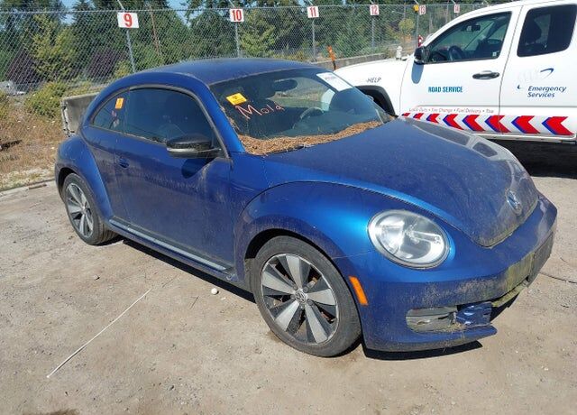 2012 VOLKSWAGEN Beetle