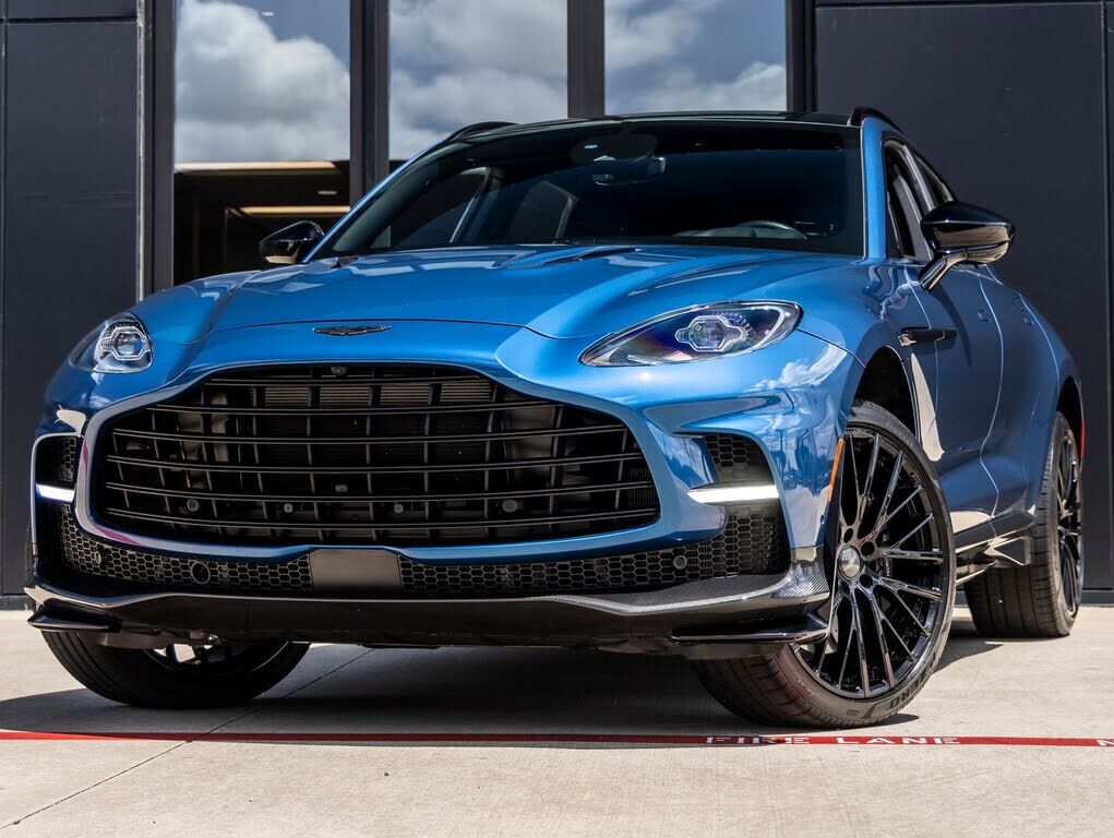 2023 ASTON MARTIN DBX